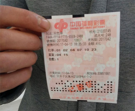 动漫脱了美女内裤猛烈啪啪爽