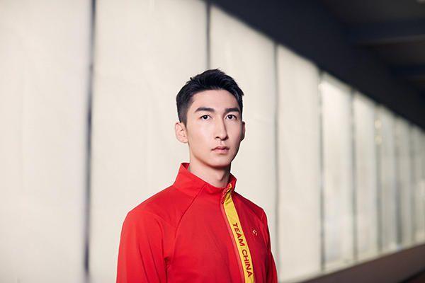 热心肠的大姐姐