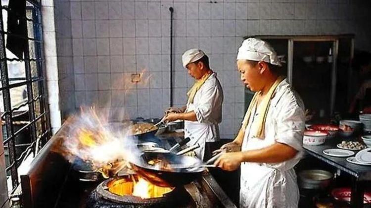 雅典娜被调教成肉奴的小说