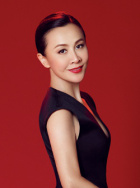 边吃边摸